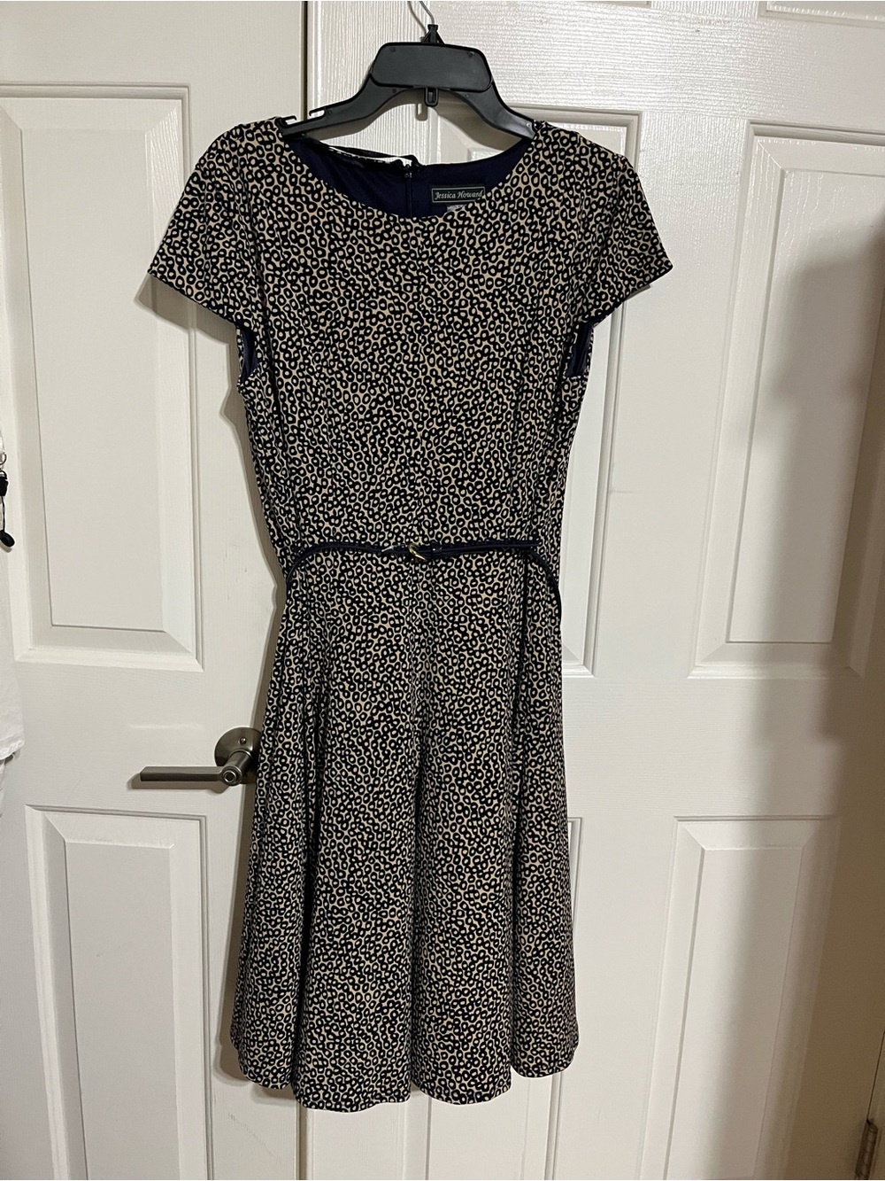 Petite Studio Black and Cream Printed Fit-and-Flare Dress
14-02